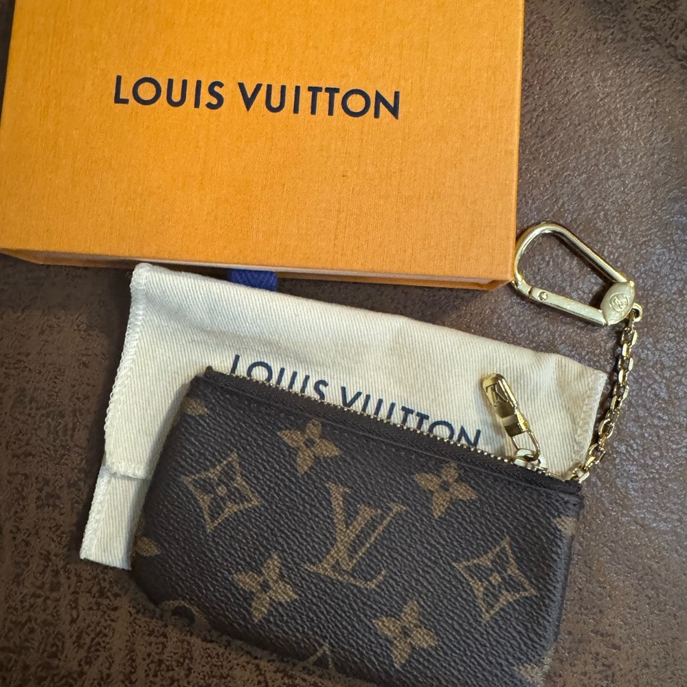 Louis Vuitton Brown Monogram Keycles